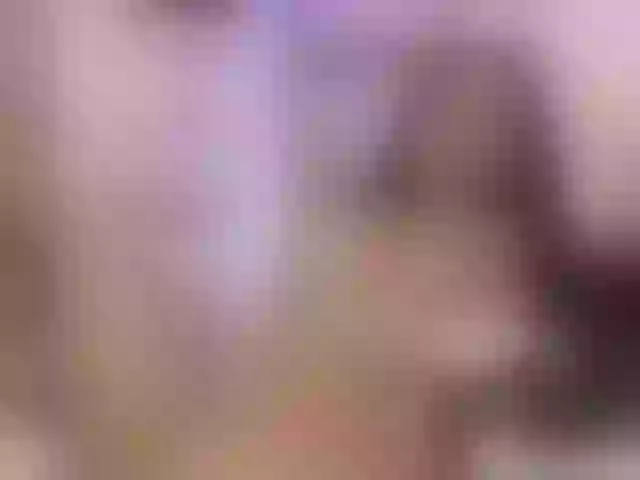 Live sex webcam photo for AngelaMyst #290944106