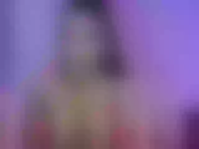 Live sex webcam photo for AngelaMyst #291359296