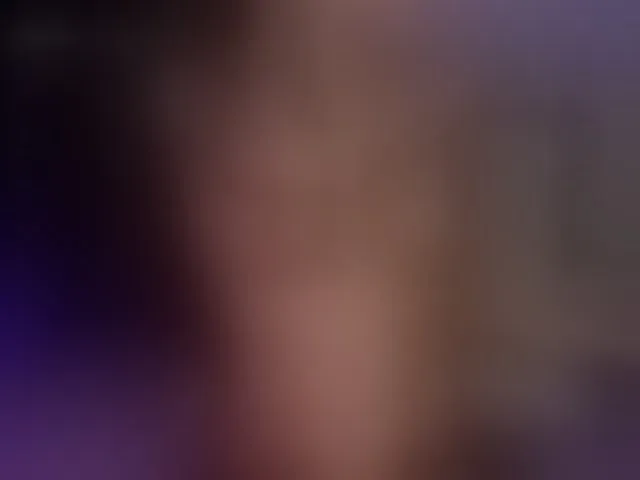 Live sex webcam photo for AngelaMyst #293661671