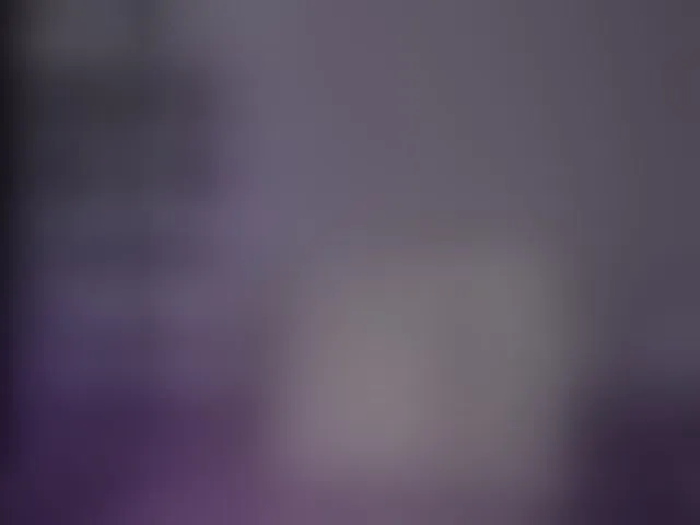 Live sex webcam photo for AngelaMyst #293945379