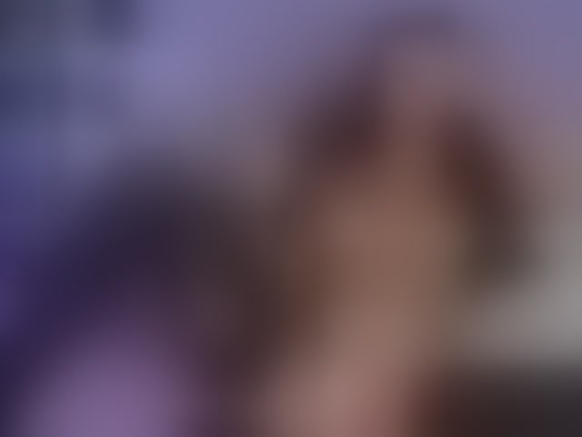 Live sex webcam photo for AngelaMyst #294331423