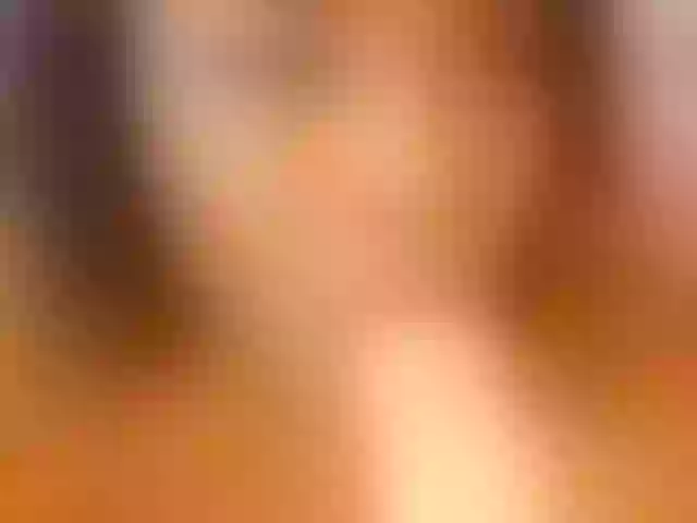 Live sex webcam photo for AngelaQueen #272386064