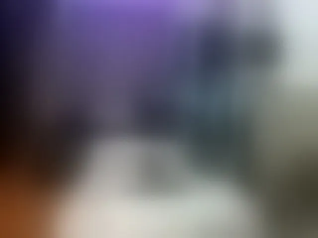 Live sex webcam photo for AngelaQueen #294142441