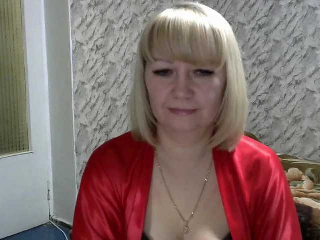 Live sex webcam photo for AngelaSweet #272425943