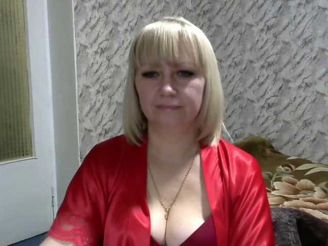 Live sex webcam photo for AngelaSweet #272452380