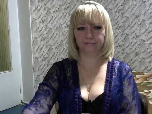 Live sex webcam photo for AngelaSweet #272700209