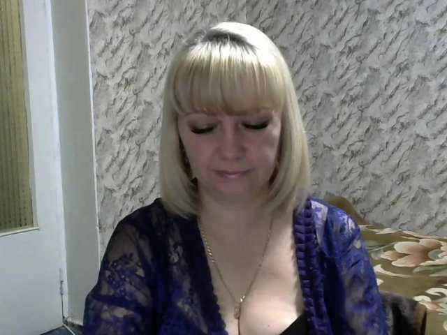 Live sex webcam photo for AngelaSweet #272745499