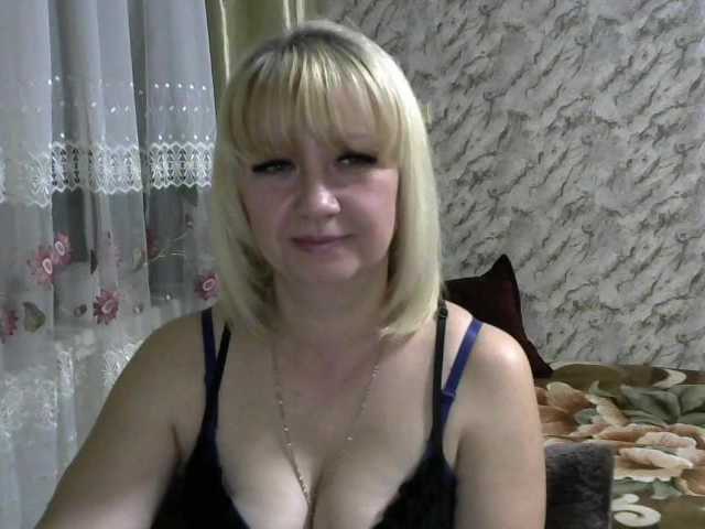 Live sex webcam photo for AngelaSweet #273573600