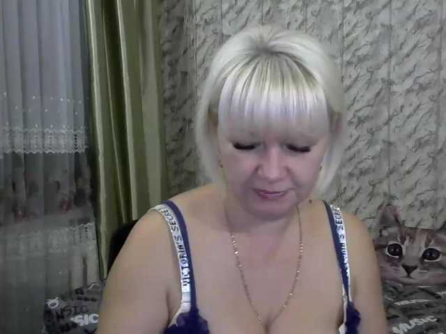 Live sex webcam photo for AngelaSweet #276644541