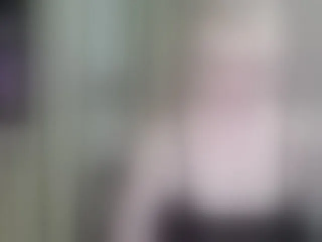 Live sex webcam photo for AngelaSweet #293129753