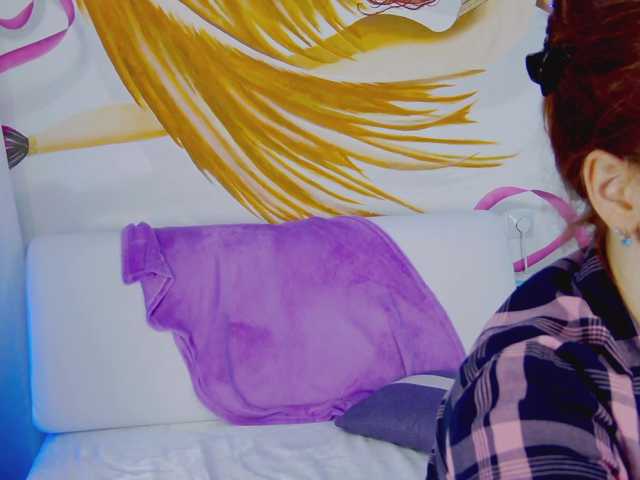 Live sex webcam photo for AngelaWhityX #274473915