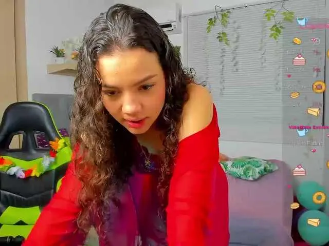 Live sex webcam photo for Angelahank2 #276501559