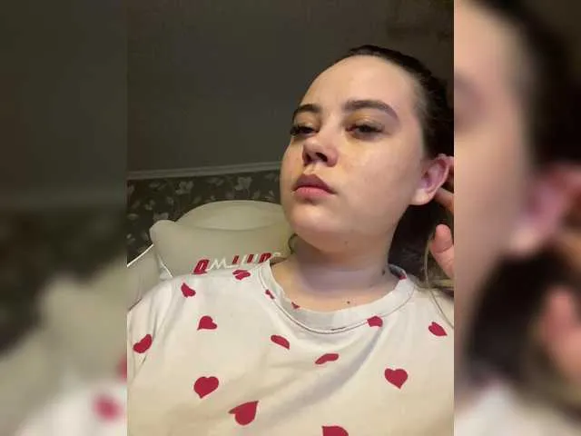 Live sex webcam photo for Angelalina3 #290618685