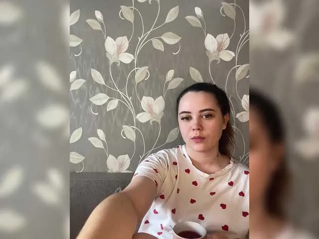 Live sex webcam photo for Angelalina3 #290675228