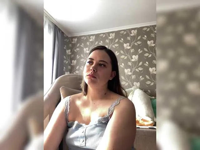 Live sex webcam photo for Angelalina3 #290845747