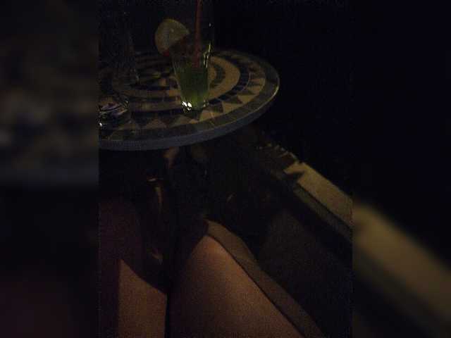 Live sex webcam photo for Angelia22 #277892229