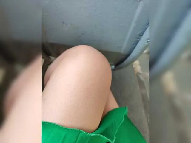 Live sex webcam photo for Angelia22 #287007405