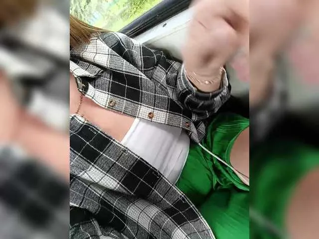 Live sex webcam photo for Angelia22 #289628268