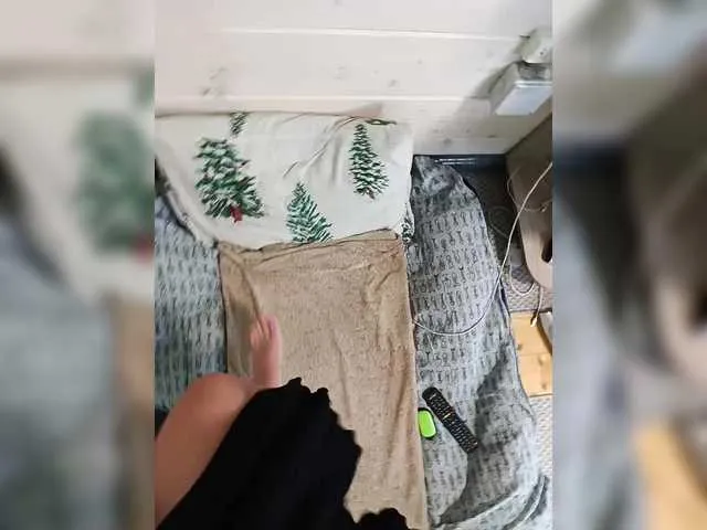 Live sex webcam photo for Angelia22 #291177987