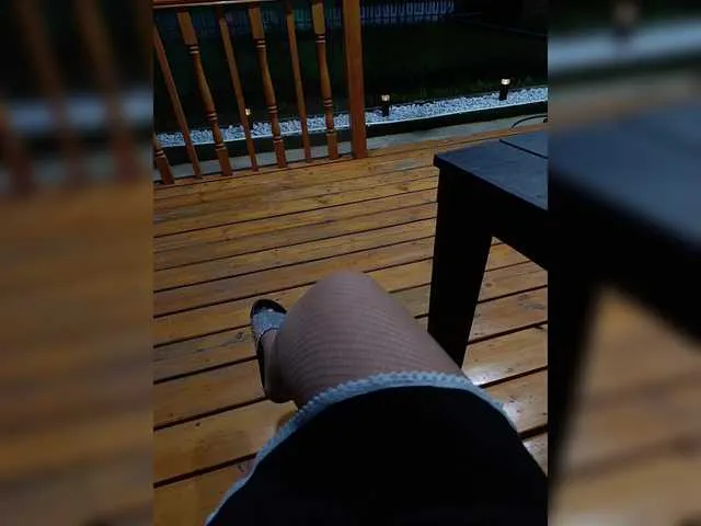 Live sex webcam photo for Angelia22 #291419976