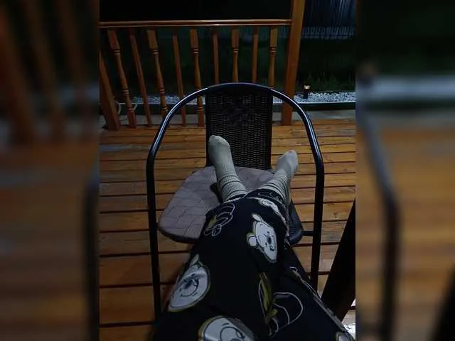 Live sex webcam photo for Angelia22 #291489871