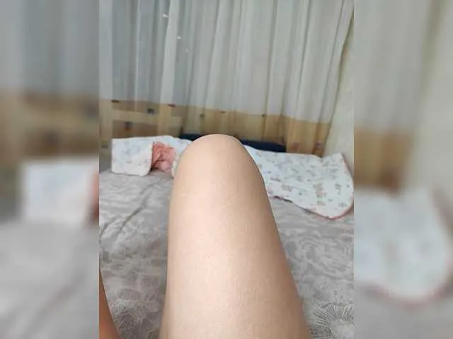 Live sex webcam photo for Angelia22 #292099723