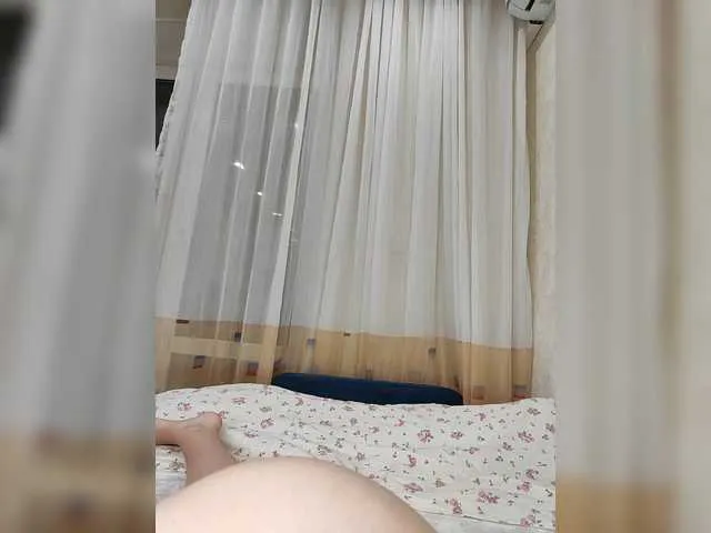 Live sex webcam photo for Angelia22 #292264080