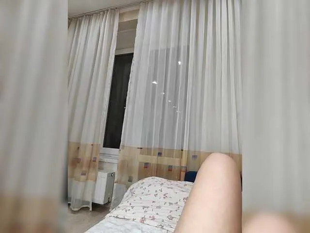 Live sex webcam photo for Angelia22 #292366441