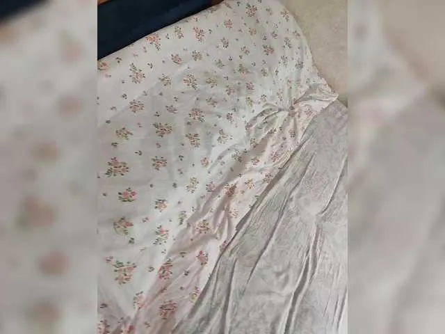 Live sex webcam photo for Angelia22 #292407572