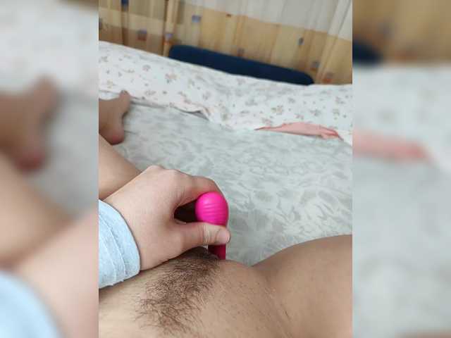 Live sex webcam photo for Angelia22 #292420399