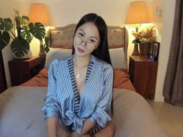 Live sex webcam photo for AngelicPinay #273469872