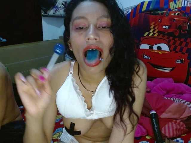 Live sex webcam photo for Angelica-69- #277398005