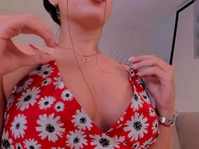 Live sex webcam photo for AngelicaVega #290295542