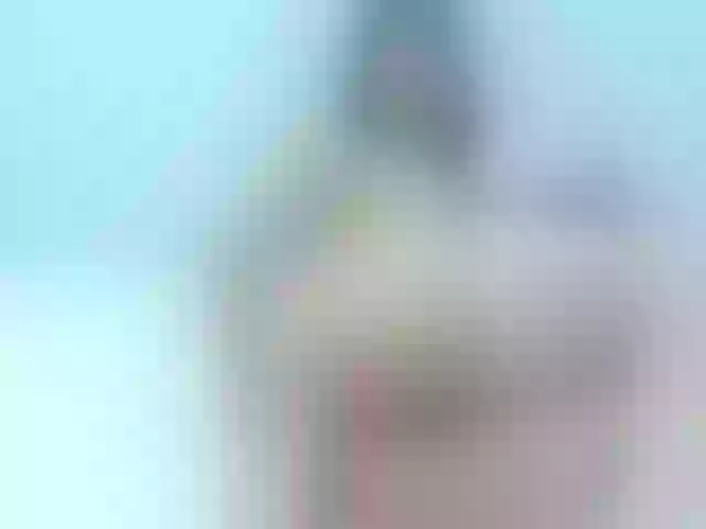 Live sex webcam photo for Angeliinejone #273566399