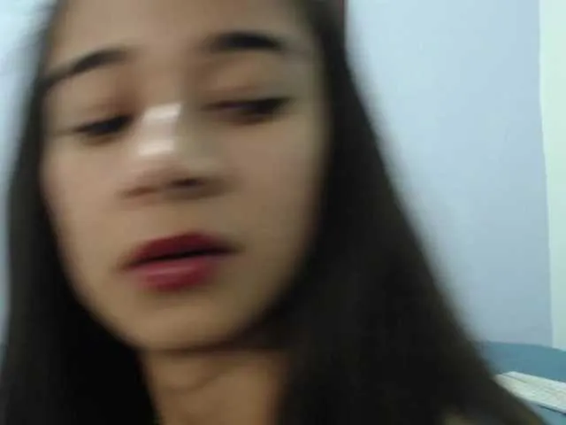 Live sex webcam photo for Angeliinejone #273596690