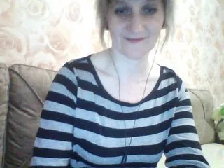 Live sex webcam photo for AngelikaSweet #186107544