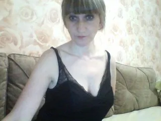 Live sex webcam photo for AngelikaSweet #186117684