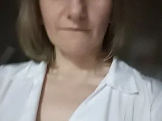 Live sex webcam photo for AngelikaSweet #186416641