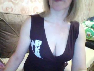 Live sex webcam photo for AngelikaSweet #193796035
