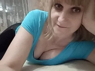 Live sex webcam photo for AngelikaSweet #195932833