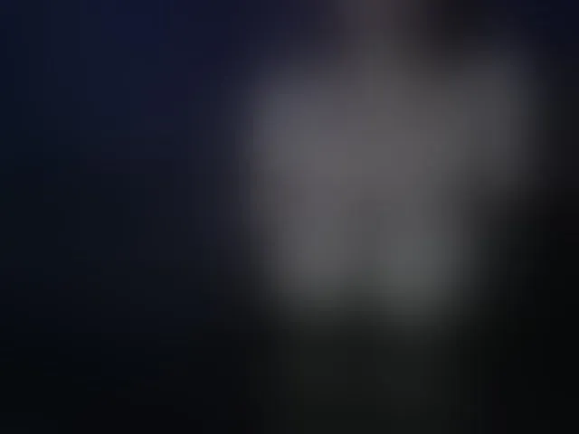 Live sex webcam photo for Angelina-- #293437847