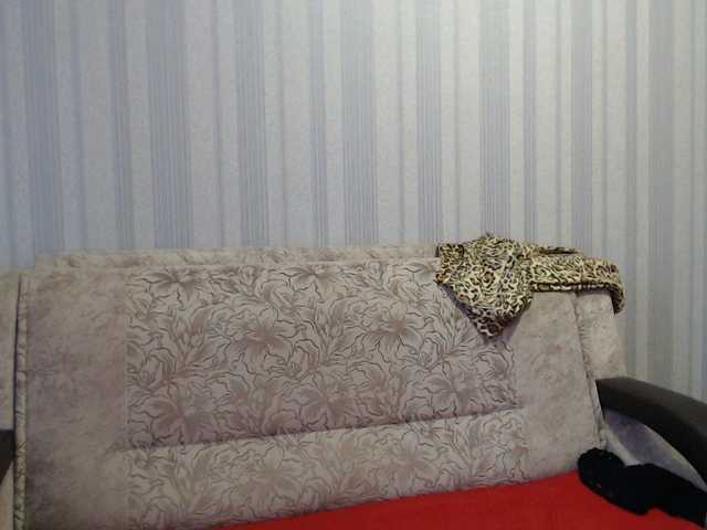 Live sex webcam photo for AngelinaCute #274601442