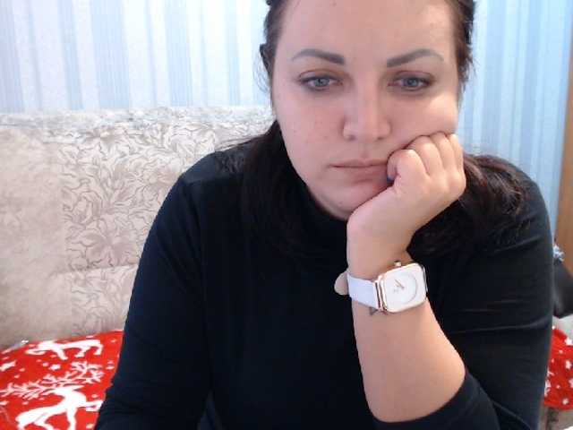 Live sex webcam photo for AngelinaCute #276890651