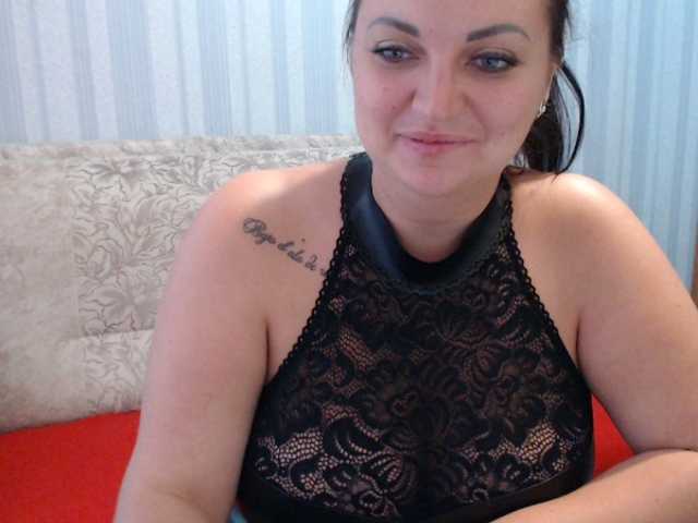 Live sex webcam photo for AngelinaCute #277338804
