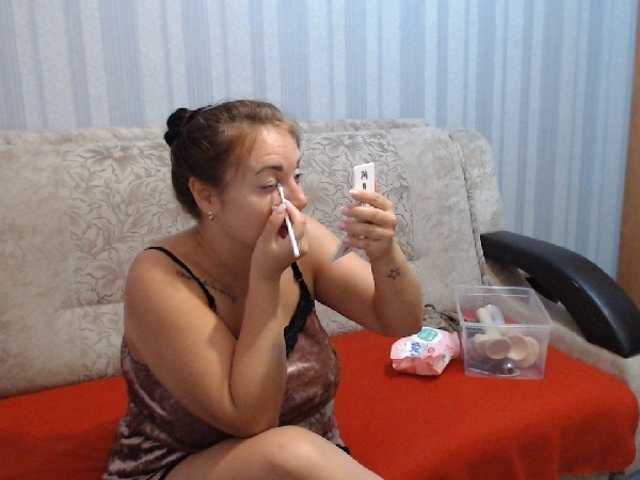 Live sex webcam photo for AngelinaCute #278168533