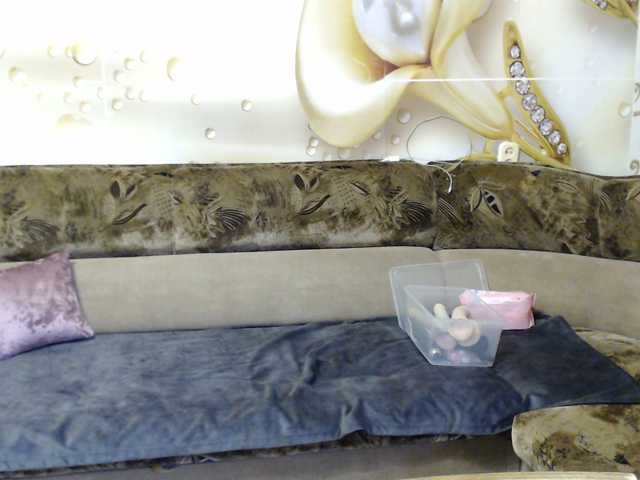 Live sex webcam photo for AngelinaCute #288648774