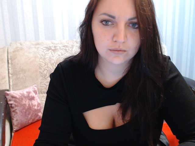 Live sex webcam photo for AngelinaCute #290153443