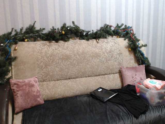 Live sex webcam photo for AngelinaCute #290234524