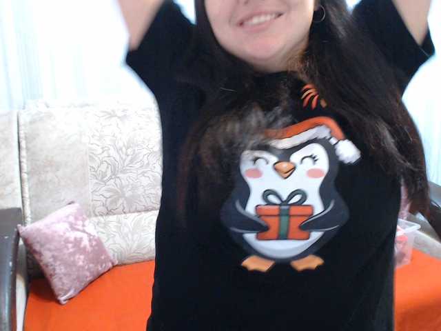 Live sex webcam photo for AngelinaCute #290297487