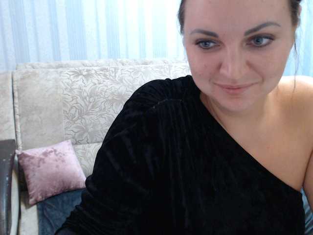 Live sex webcam photo for AngelinaCute #290321114
